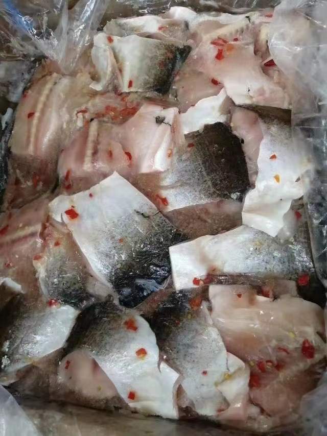 临期剁椒鱼块