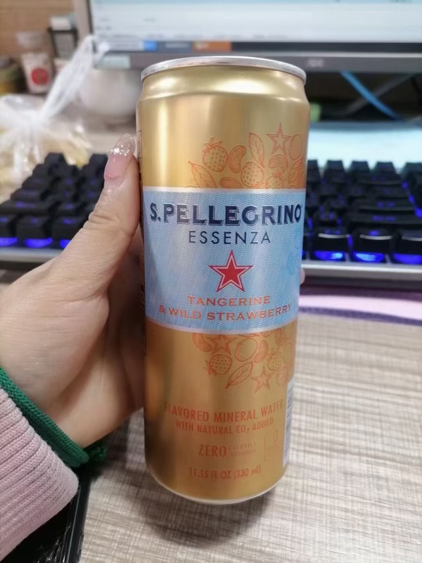 圣培露S.Pellegrino果汁气泡水柠檬味
