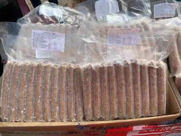 临期台湾风味香肠（黑胡椒）半价处理