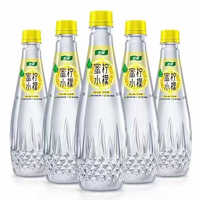 处理400多箱怡宝柠檬水