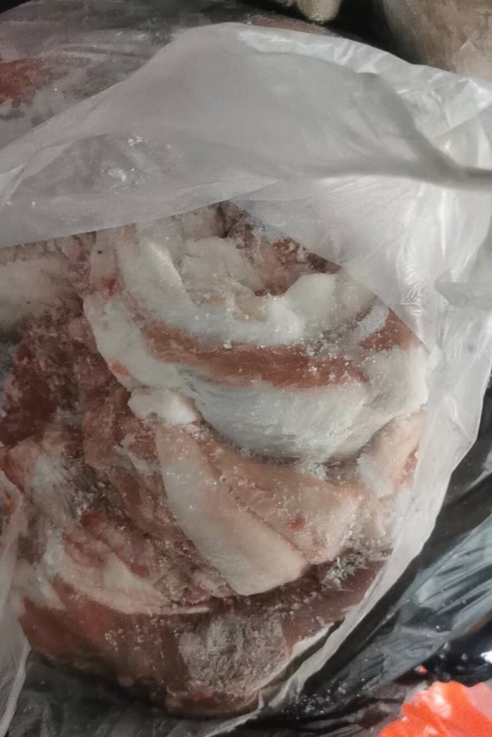 特价处理3吨猪肥膘