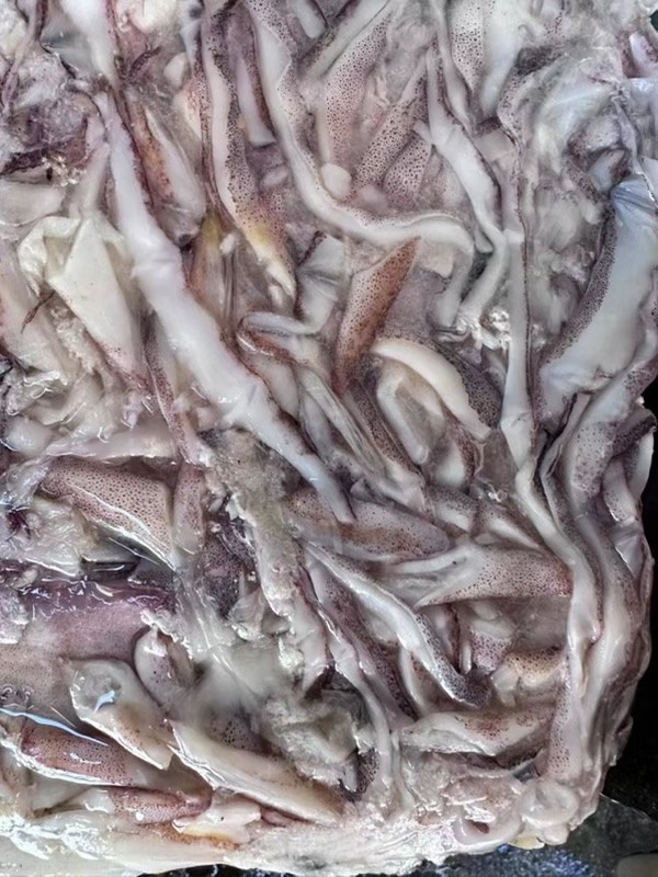 鱿鱼碎肉，价格60/件