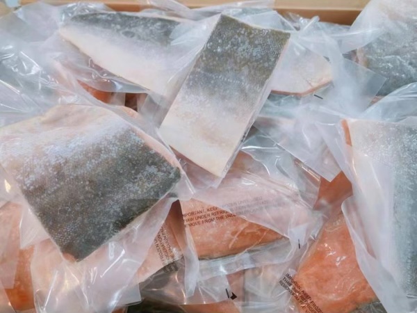 一吨粉鲑已入库，价格超低